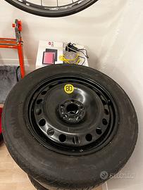 Ruottino di scorta 135/90 R17+ crick solevamento