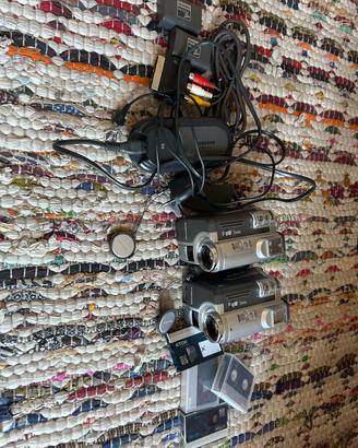 Lotto 2 Videocamere Samsung VP-D30iMiniDV+cassette