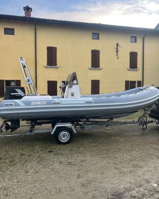 Gommone sacs 560 più carrello