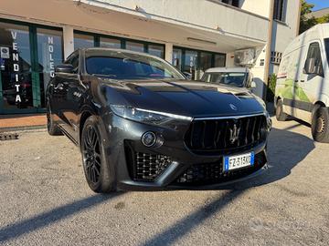 Maserati Levante V6 Diesel 275 CV AWD Gransport