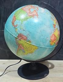 Mappamondo luminoso vintage 
