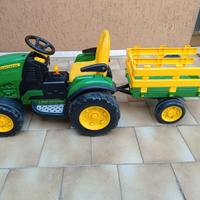 Gioco Trattore Jonh Deere a batteria con rimorchio