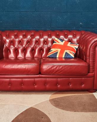 Divano Chester Chesterfield in vera pelle Bordeaux