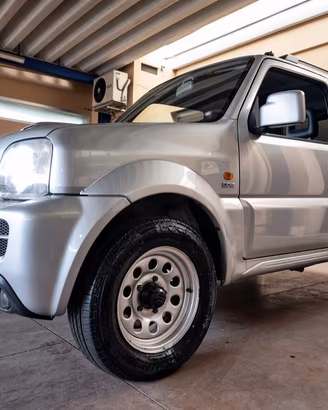 Suzuki Jimny 1.5 DDiS cat 4WD JLX