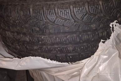 4 GOMME INVERNALI + CERCHIONI