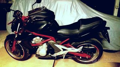 Kawasaki ER6n 650cc