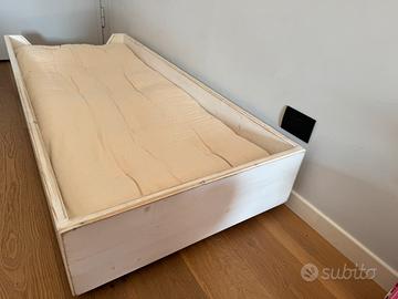 Letto Impilabile  Montessori Woodly con Futon