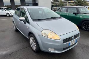 FIAT PUNTO 4000€