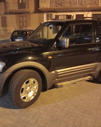 pajero mitsubishi 3200 v60 v6
