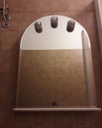 Specchio bagno con tre luci