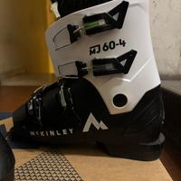 Sci e scarponi (130 cm, n. 39)