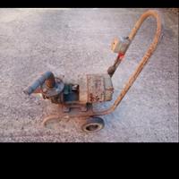 Due pompe per irrigazione 