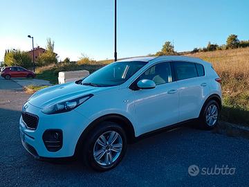 Kia Sportage 1.7 CRDI autocarro e gancio traino