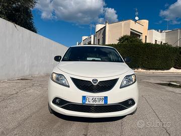 Lancia Ypsilon 1.2 Gpl