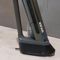 WAHOO INDOOR KICKR CLIMB SIMULATORE PENDENZA 