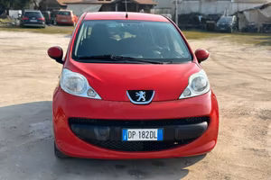 Peugeot 107 1.0 68CV 5p. Desir