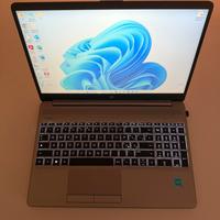 Computer portatile HP 250 G9 Silver