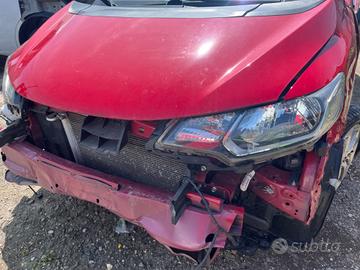Honda Jazz 1.3 2017 sinistrata