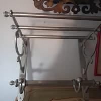 Mensola in metallo inox argentato con due ganci