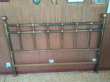 Testata in ottone