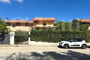 Villa o villino Avola [Cod. rif 3267022VRG]