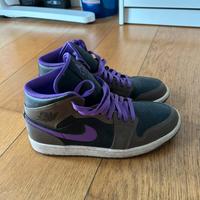 Nike Air Jordan 1 Mid nella colorazione "Palomino"