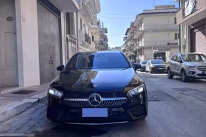MERCEDES CLASSE A180 amg
