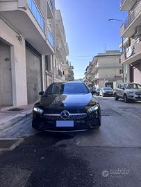 MERCEDES CLASSE A180 amg