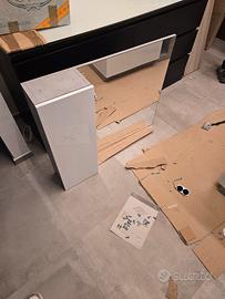 Mobiletto bagno +Specchio