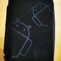 CUSTODIA PROTETTIVA per TABLET.