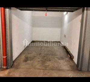 Box singolo Gramsci canonica Milano 15mq