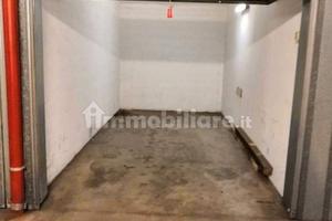 Box singolo Gramsci canonica Milano 15mq