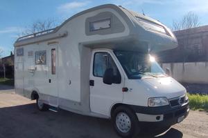 CAMPER ARCA 715 GLM GARAGE