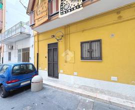 2 LOCALI A BARLETTA