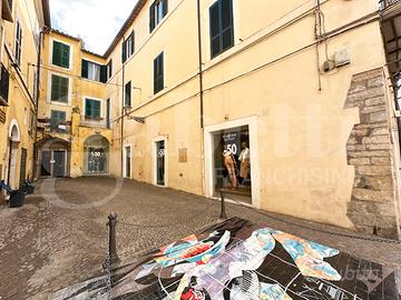 Negozio Civita Castellana [Cod. rif 3314948VCG]