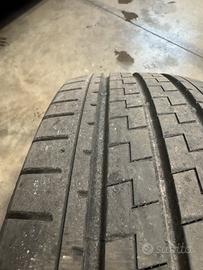 Cerchi Neri con gomme Volkswagen Crafter anno 2024