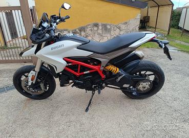 Ducati hypermotard 939
