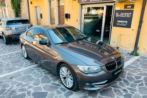 Bmw 320 320d Coupé Futura