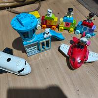 Lego Duplo aereo con torre shattle e trenino 