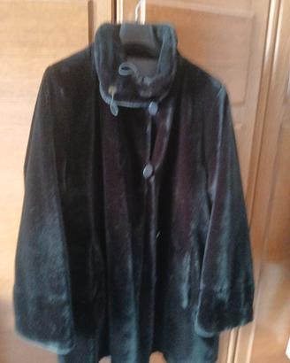 Giacca con pelliccia ecologica