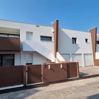 Stupendo attico nuovo con 3 camere