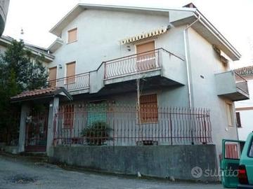 Casa a Mombaruzzo