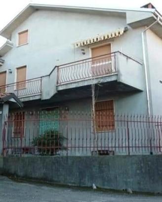 Casa a Mombaruzzo