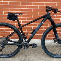 CUBE REACTION C:62 RACE CARBON BLACK size 17"