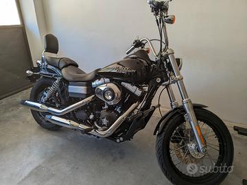 Harley-Davidson street bob  2010