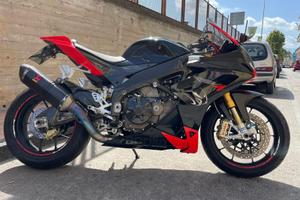 Aprilia RSV4 Factory 2011 – Full Optional