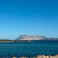 Elegante Villa Bifamiliare direttamente sul Mare