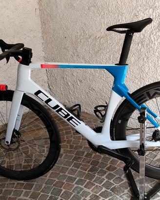 cube aero Litening c68x taglia 58 (L)