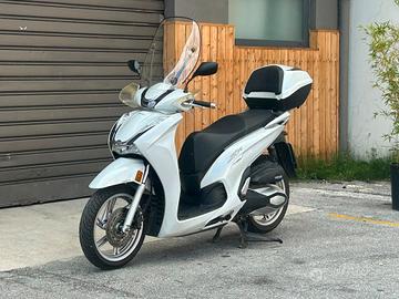 Honda SH 350