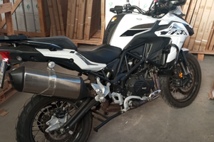 Benelli trk 502x